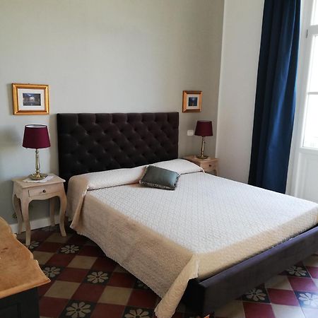 Bed and Breakfast Residenza Ponente Syracuse Екстер'єр фото